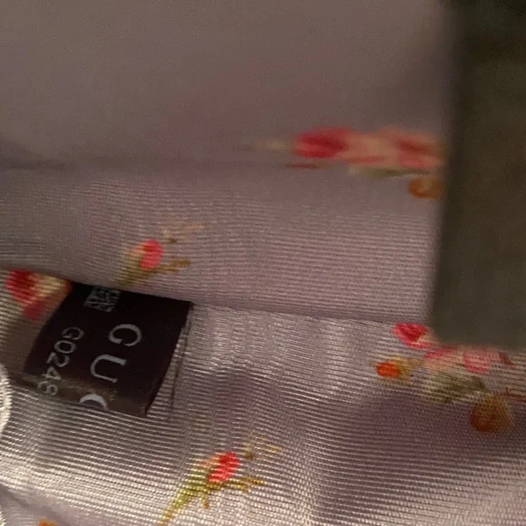 Gucci Red Wicker Woven Mormont Shoulder Bag with Gold Chain - Picture 12 of 15